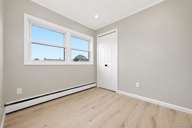 Building Photo - 24 Crag Ln