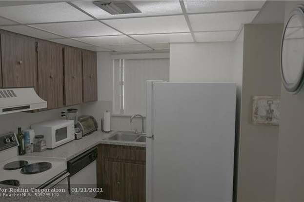 Building Photo - 110 Fontainebleau Blvd