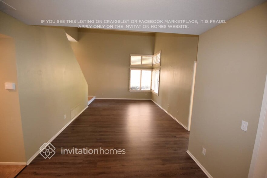 Building Photo - 7333 Greenhaven Ave