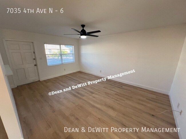 Building Photo - West St Pete 1/1 APT - For Rent