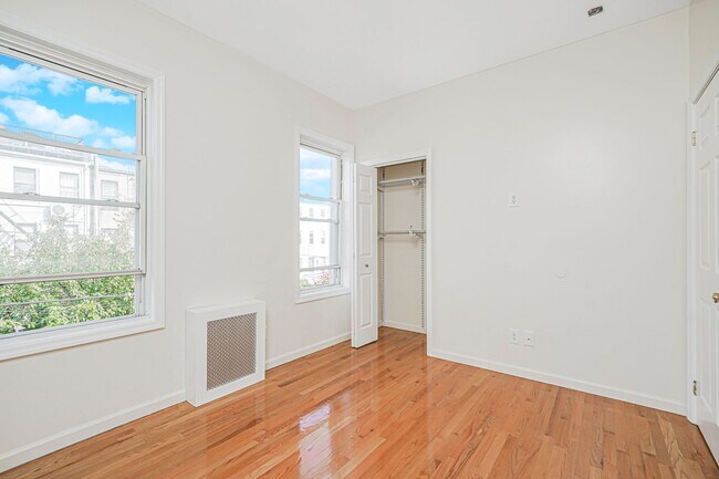 Building Photo - 599 18th St