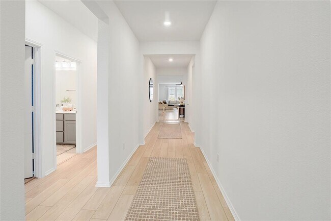 Building Photo - 4648 Padula Dr