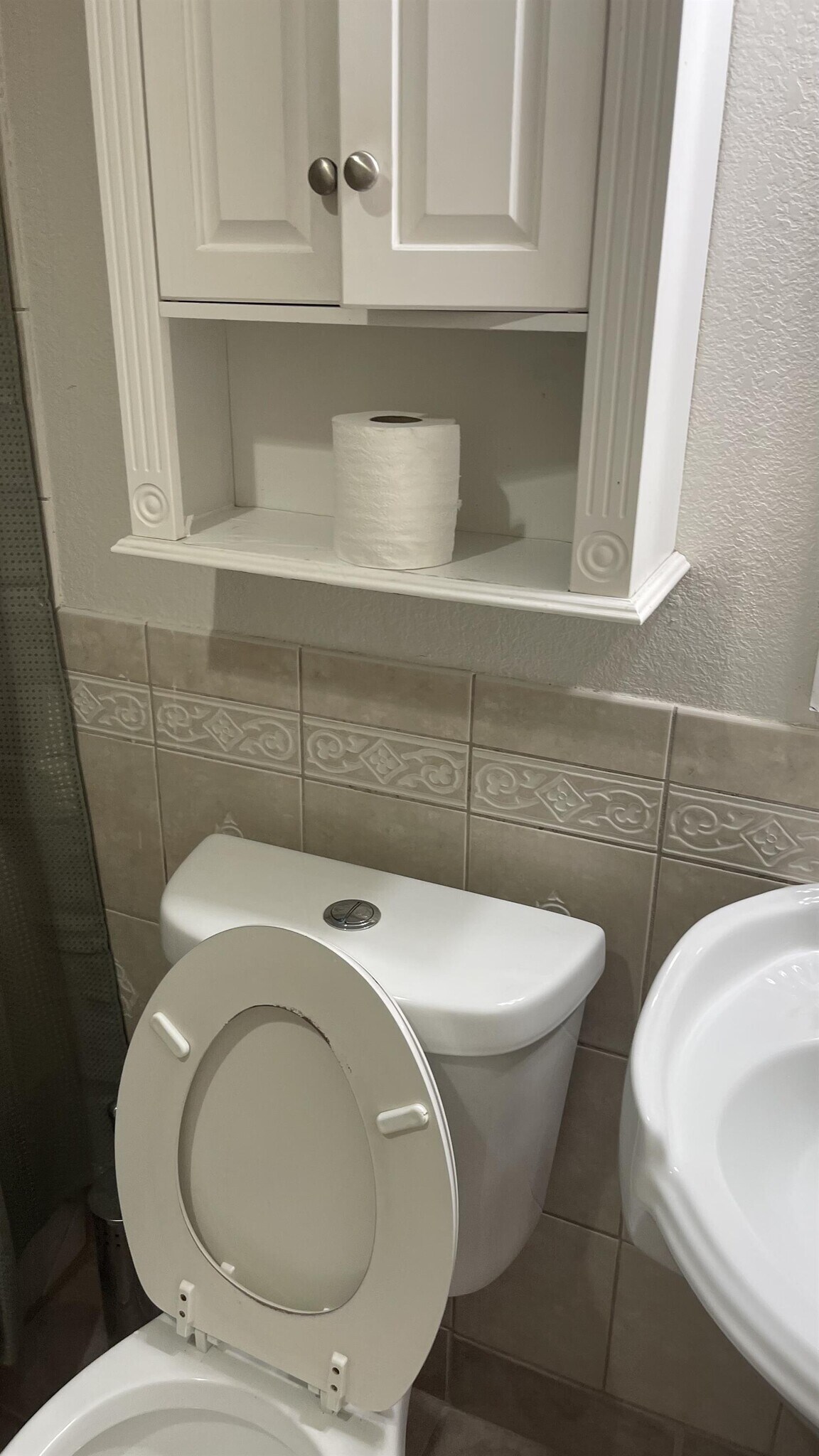 Building Photo - 5138 W 141st St