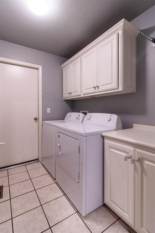 Building Photo - 2812 SW 109th St