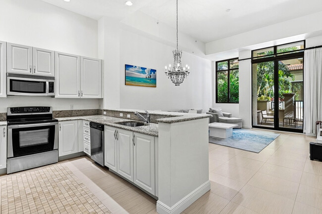 Building Photo - 701 S Olive Ave