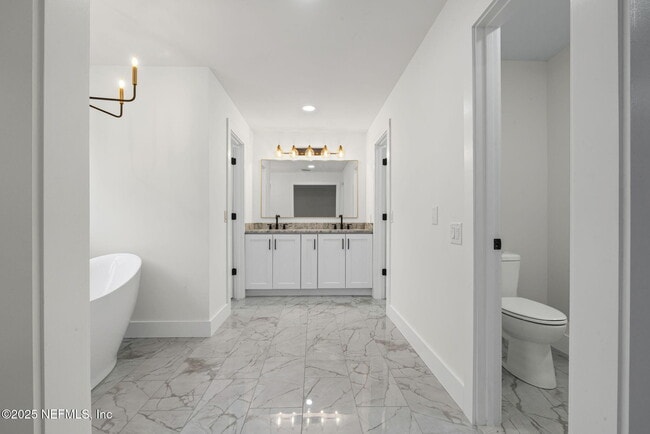 Building Photo - 5477 Brightwater Ln