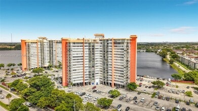 Building Photo - 1351 NE Miami Gardens Dr