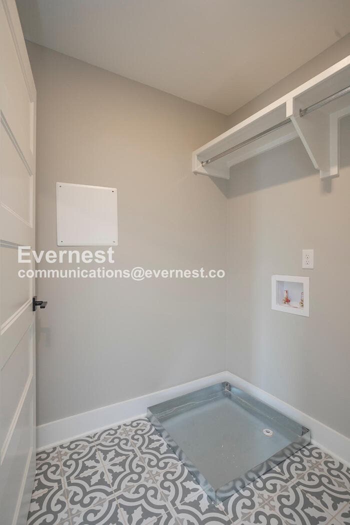 Building Photo - 1612 23rd Ave N