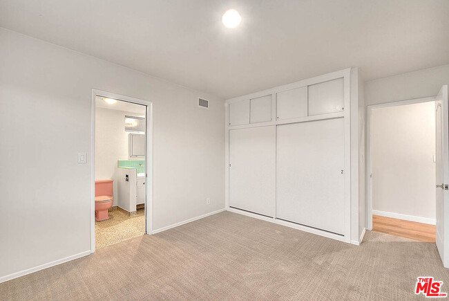 Building Photo - 4509 Don Miguel Dr