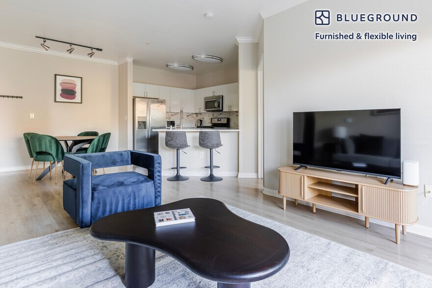 Building Photo - 700 Agnew Rd