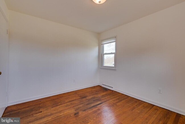 Building Photo - 4297 Lunceford Ln