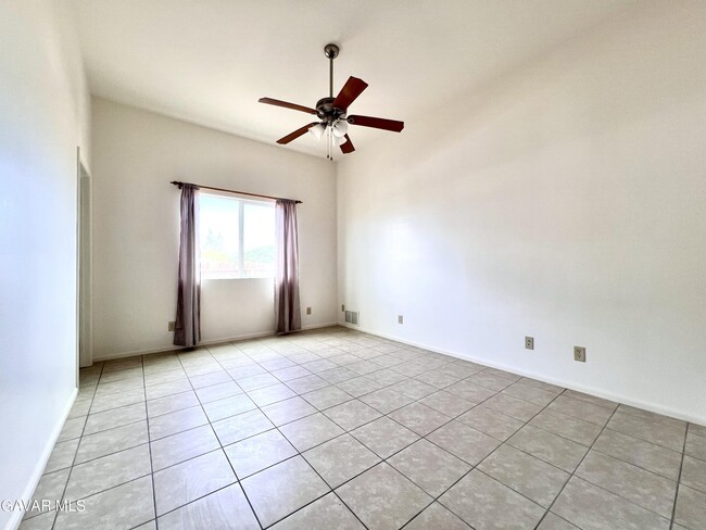 Building Photo - 41380 156th St E