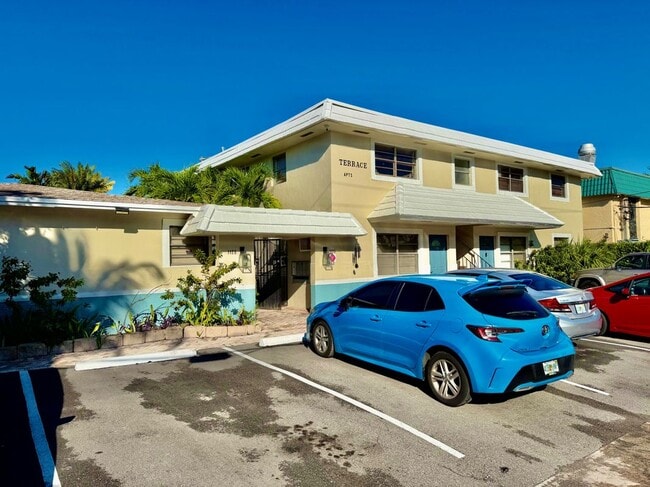 Building Photo - 1125 SE 6th Terrace