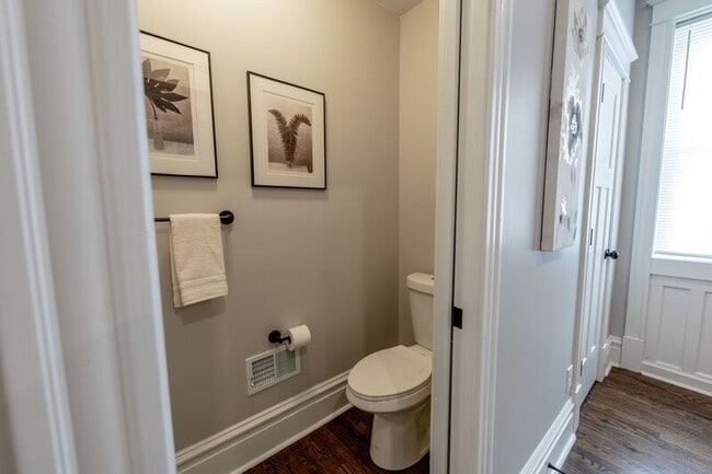 Building Photo - 4059 Shaw Blvd