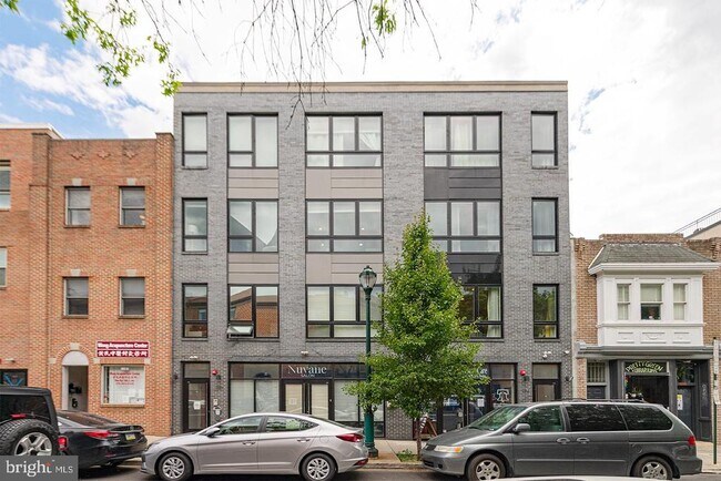 Building Photo - 1110 South St