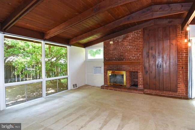Building Photo - 3415 Gallows Rd