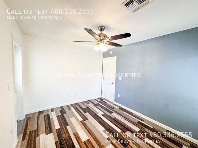 Building Photo - 1230 E Almeria Rd
