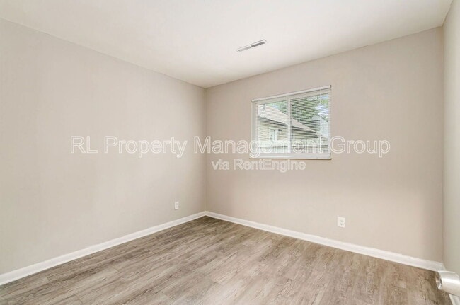 Building Photo - 778 Northview Ave