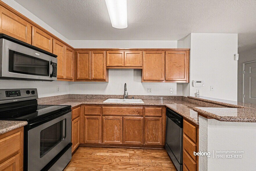 Building Photo - 2915 N Texas St