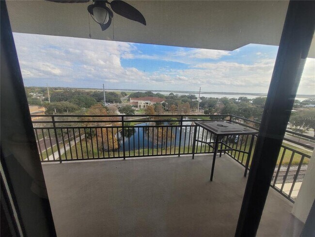 Building Photo - 111 E Monument Ave