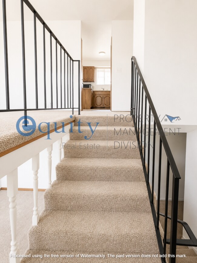 Building Photo - 5534 S Tropicana Dr