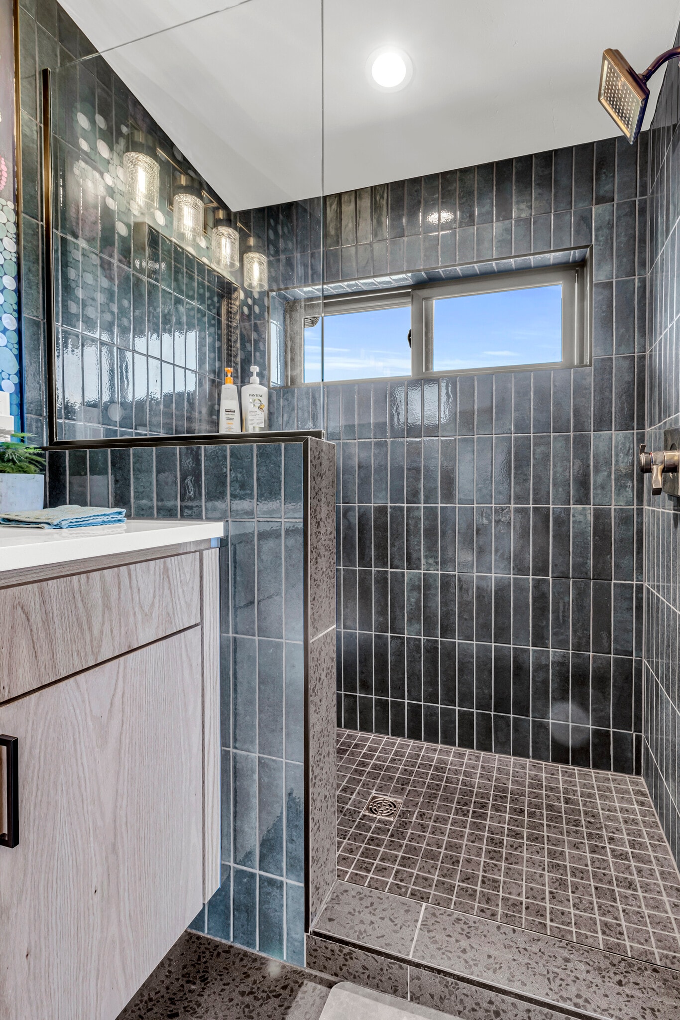 Building Photo - 12 El Camino Grande