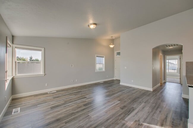 Building Photo - Beautiful Home in Kuna with Community Pool!