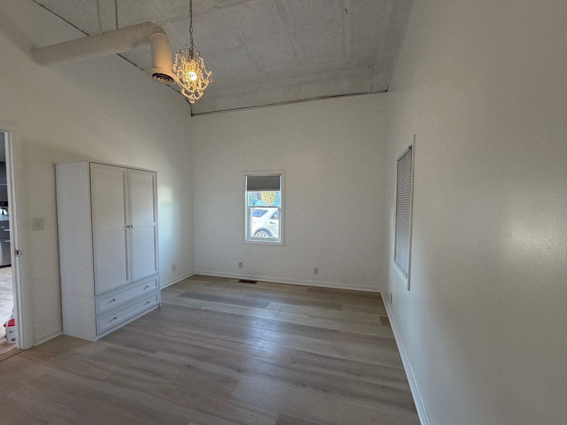 Building Photo - 701 Pierce St