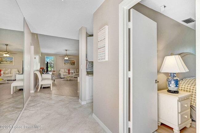 Building Photo - 730 Spring Valley Dr