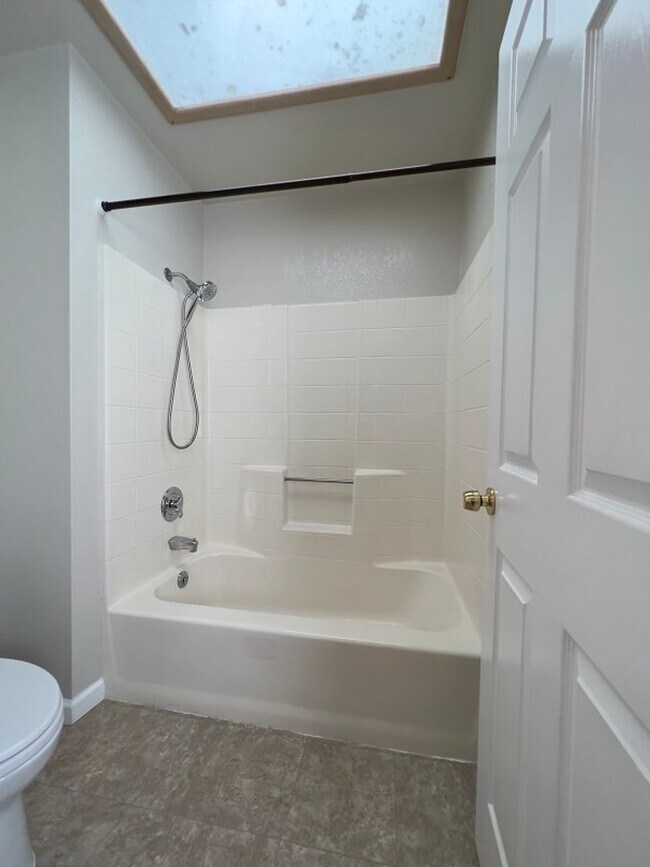 Building Photo - Peaceful Creekside Condo in Napa's Gated Fountain Grove Community