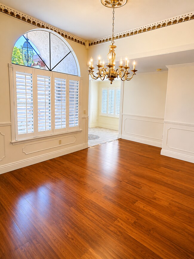 Building Photo - 11785 Avenida Sivrita