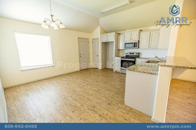 Building Photo - 1406 Kingston St