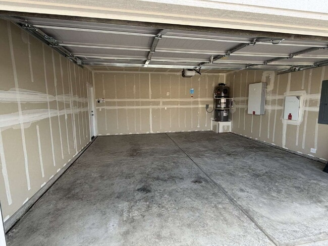 Building Photo - Luxury-Style New Construction with Open Concept & Designer Kitchen