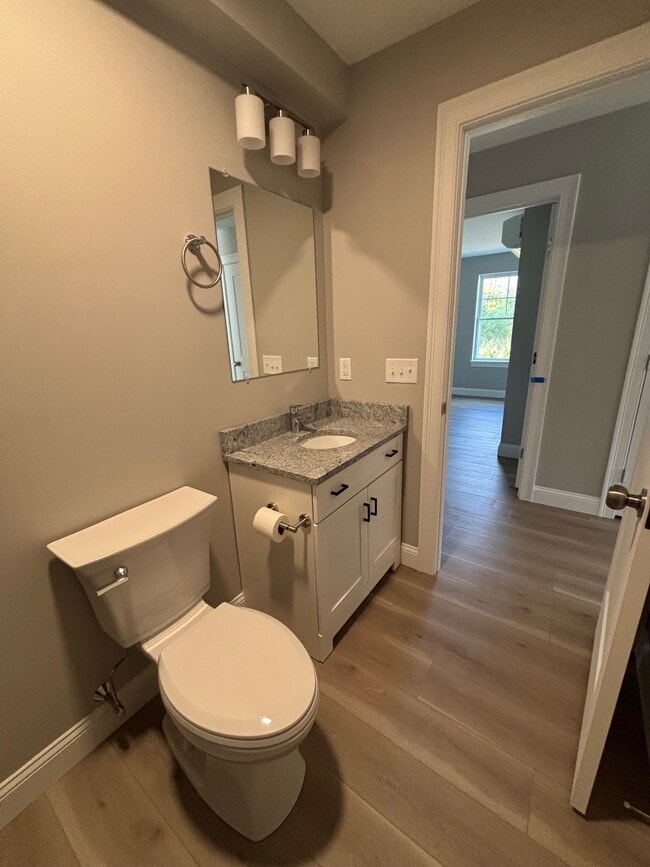 first floor bath - 102 Sycamore Ln