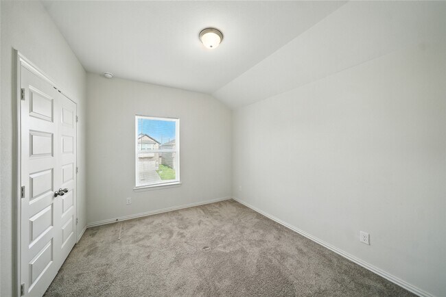 Building Photo - 1538 Revolution Way