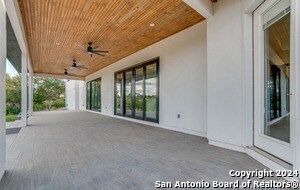Building Photo - 10111 Ivory Canyon