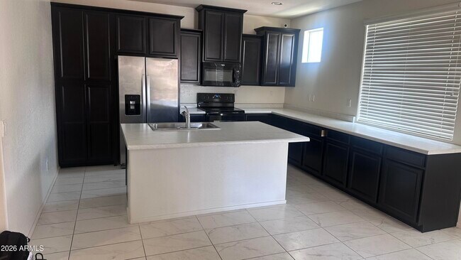 Building Photo - 1250 Abbey Ln