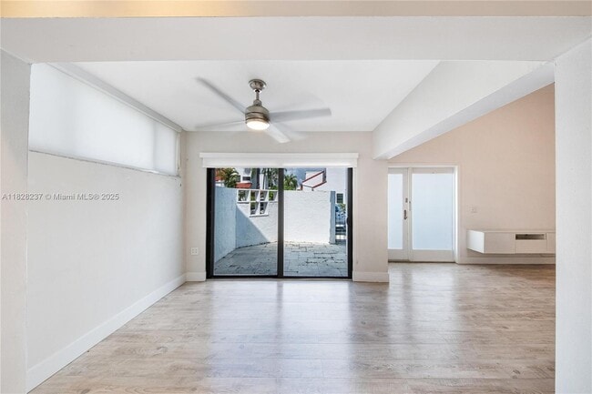 Building Photo - 20945 Bay Ct