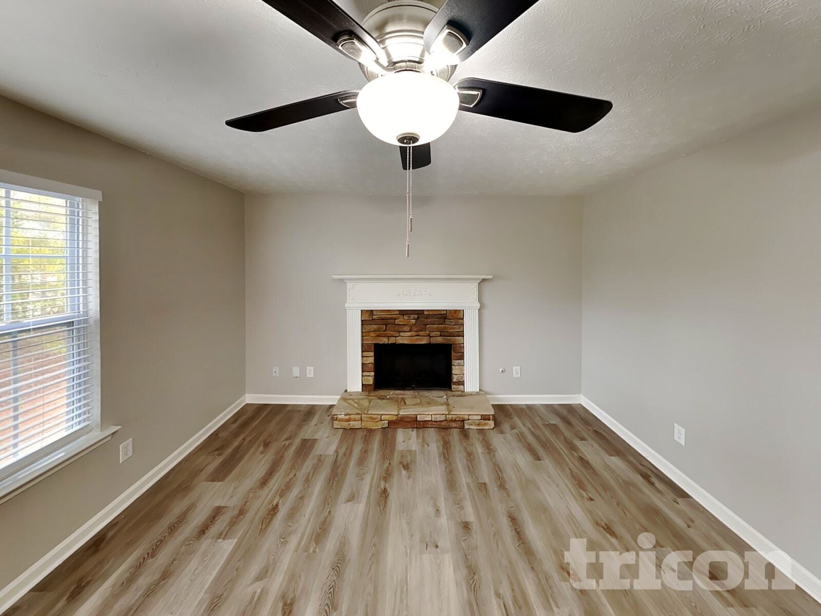 Building Photo - 701 St Charles Ave