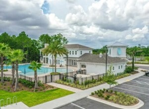 Building Photo - 3 Pinnacle Pl