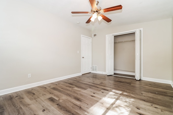 Building Photo - 2250 Norman Dr