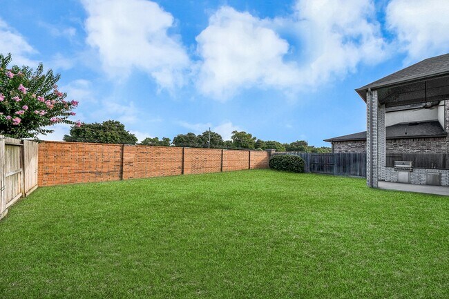 Building Photo - 1714 McCrae Hill Ct