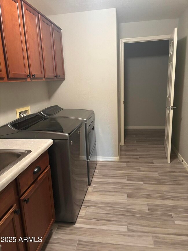 Building Photo - 33575 N Dove Lakes Dr