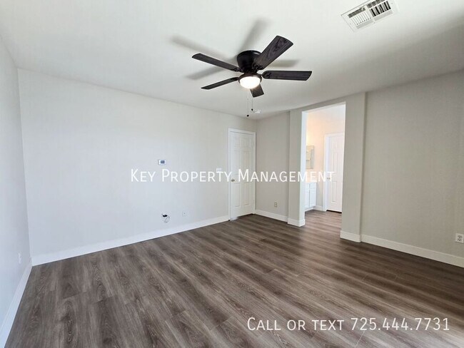 Building Photo - 8789 Ashley Park Ave