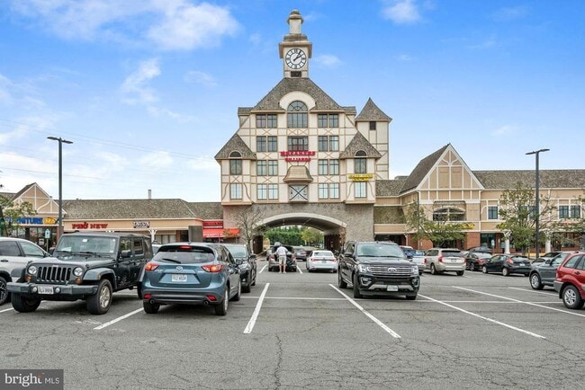 Building Photo - 2507 Glenlawn Pl