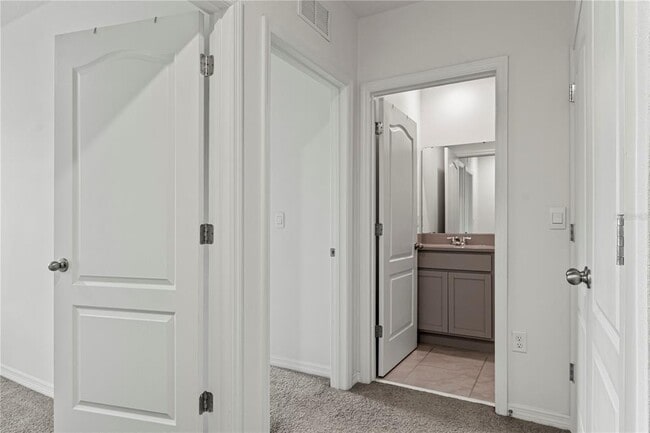 Building Photo - 1773 Rock Elm Rd