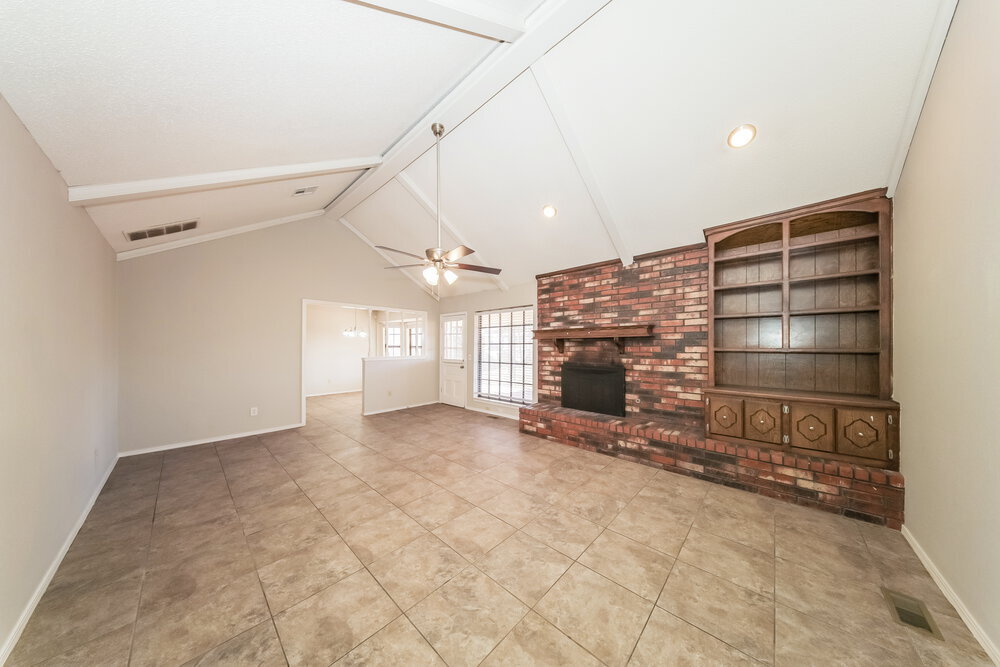 Building Photo - 9713 Hummingbird Ln