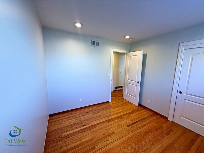 Building Photo - $5195 - 4 Bed/2 Bath Remodeled Home in Santa Clara