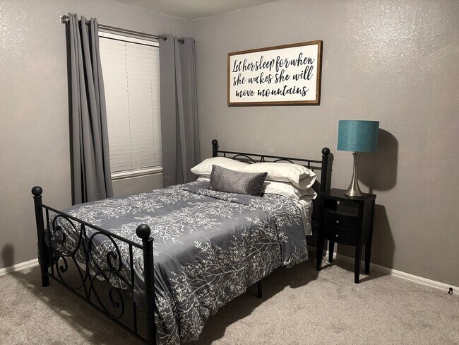 Building Photo - 9541 Pagosa St