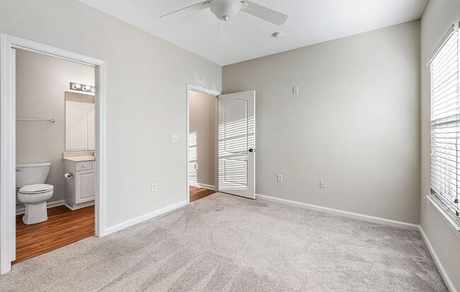 Building Photo - Beautiful Mt. Pleasant Condo For Rent!
